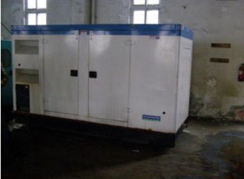 绵阳康明斯150kw大型柴油二手发电机组 绵阳康明斯150kw大型柴油二手发电机组